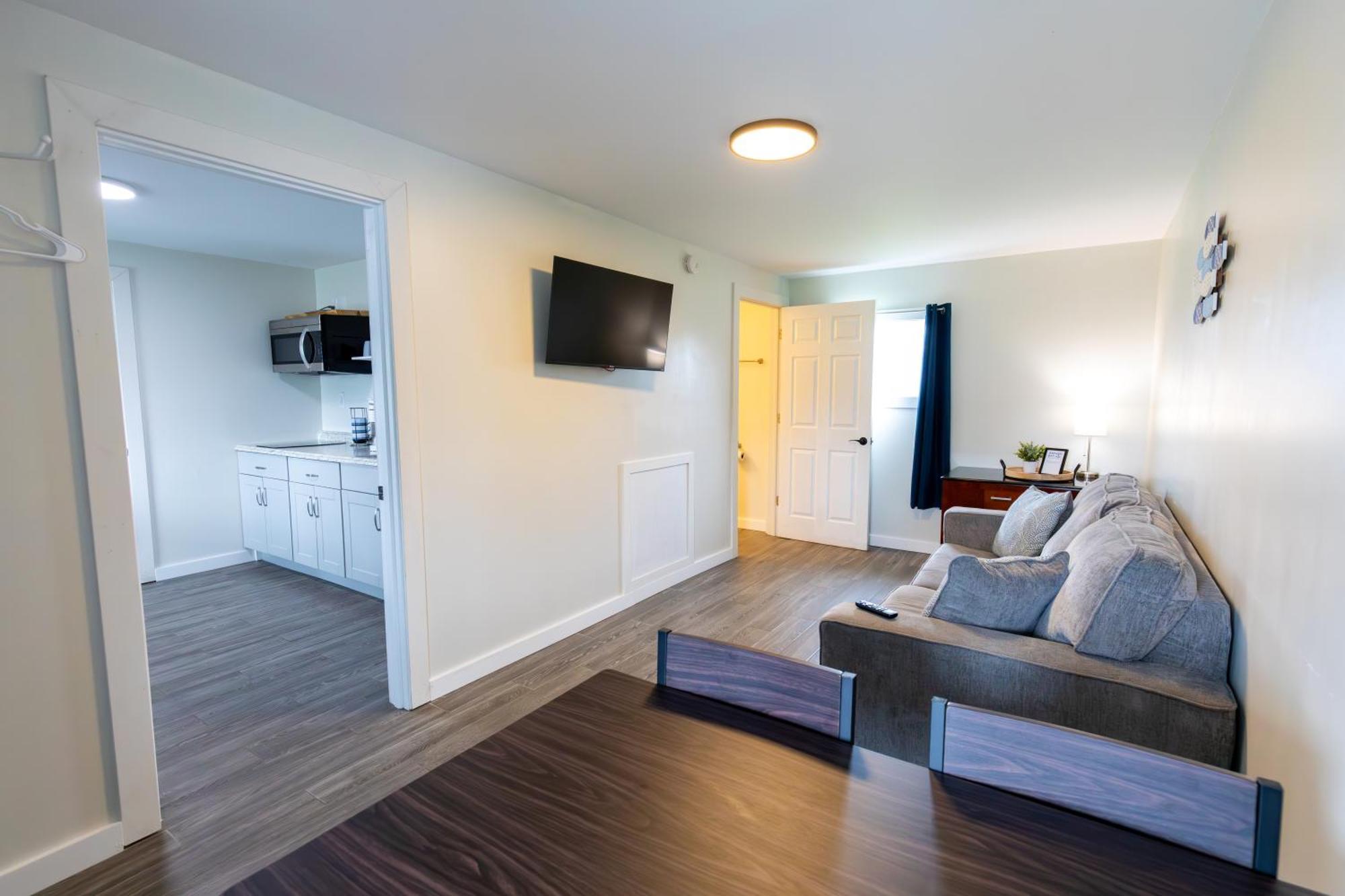 Anchor Bay Inn And Suites Сандаски Экстерьер фото
