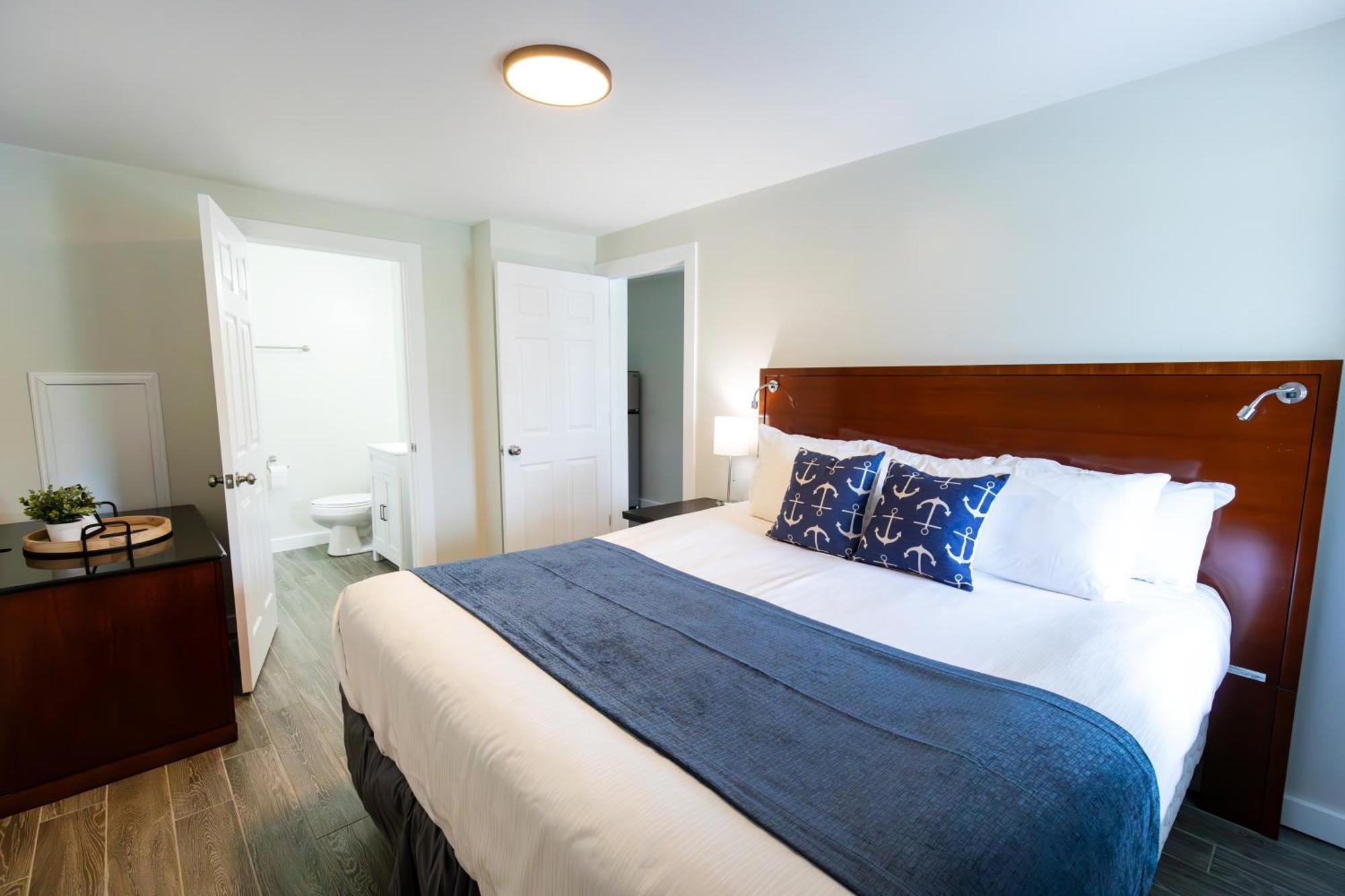 Anchor Bay Inn And Suites Сандаски Экстерьер фото